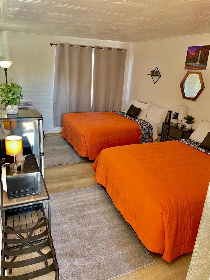 Canyon'S Edge Route 66 Motel アッシュ・フォーク エクステリア 写真