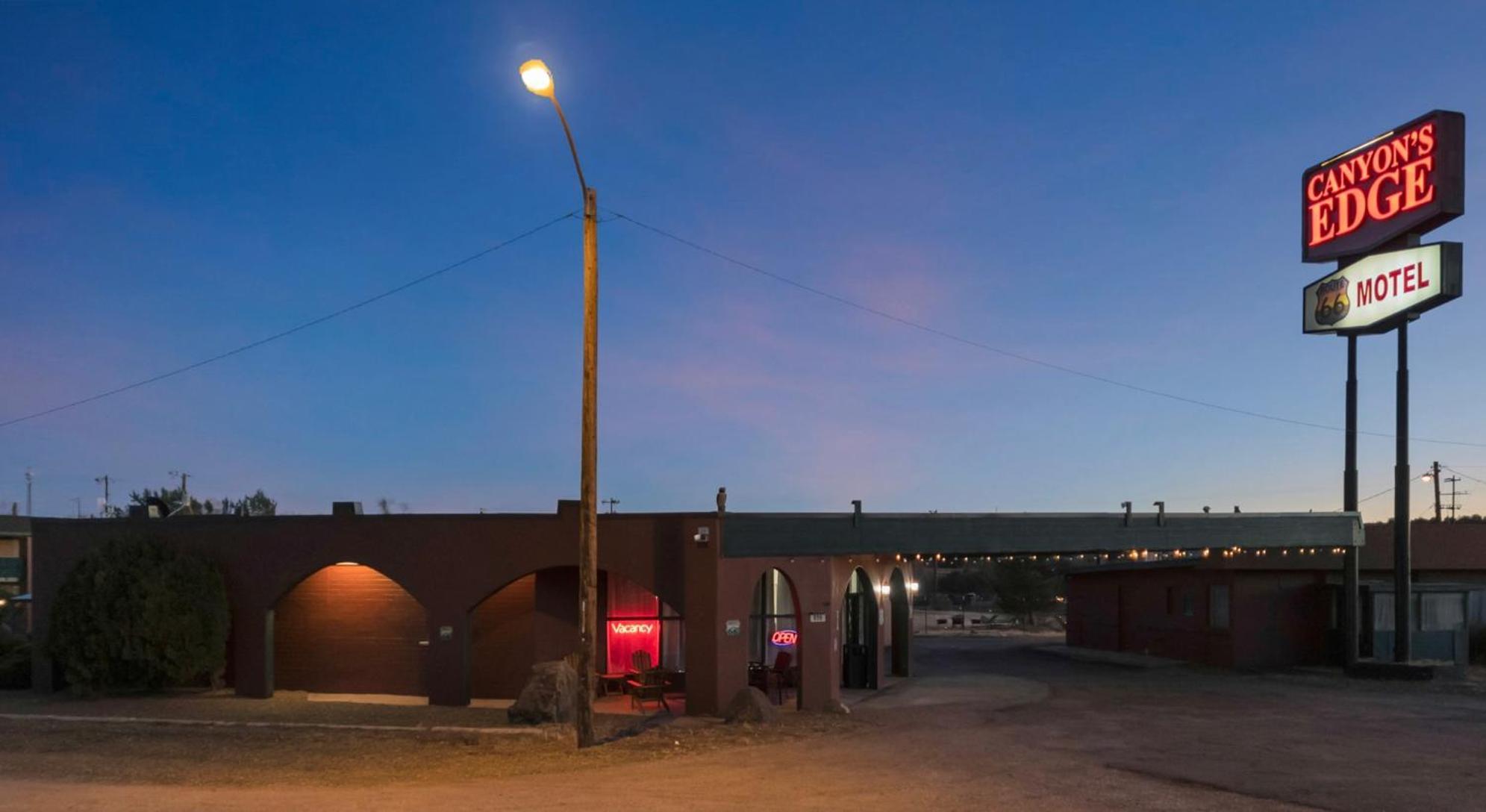 Canyon'S Edge Route 66 Motel アッシュ・フォーク エクステリア 写真