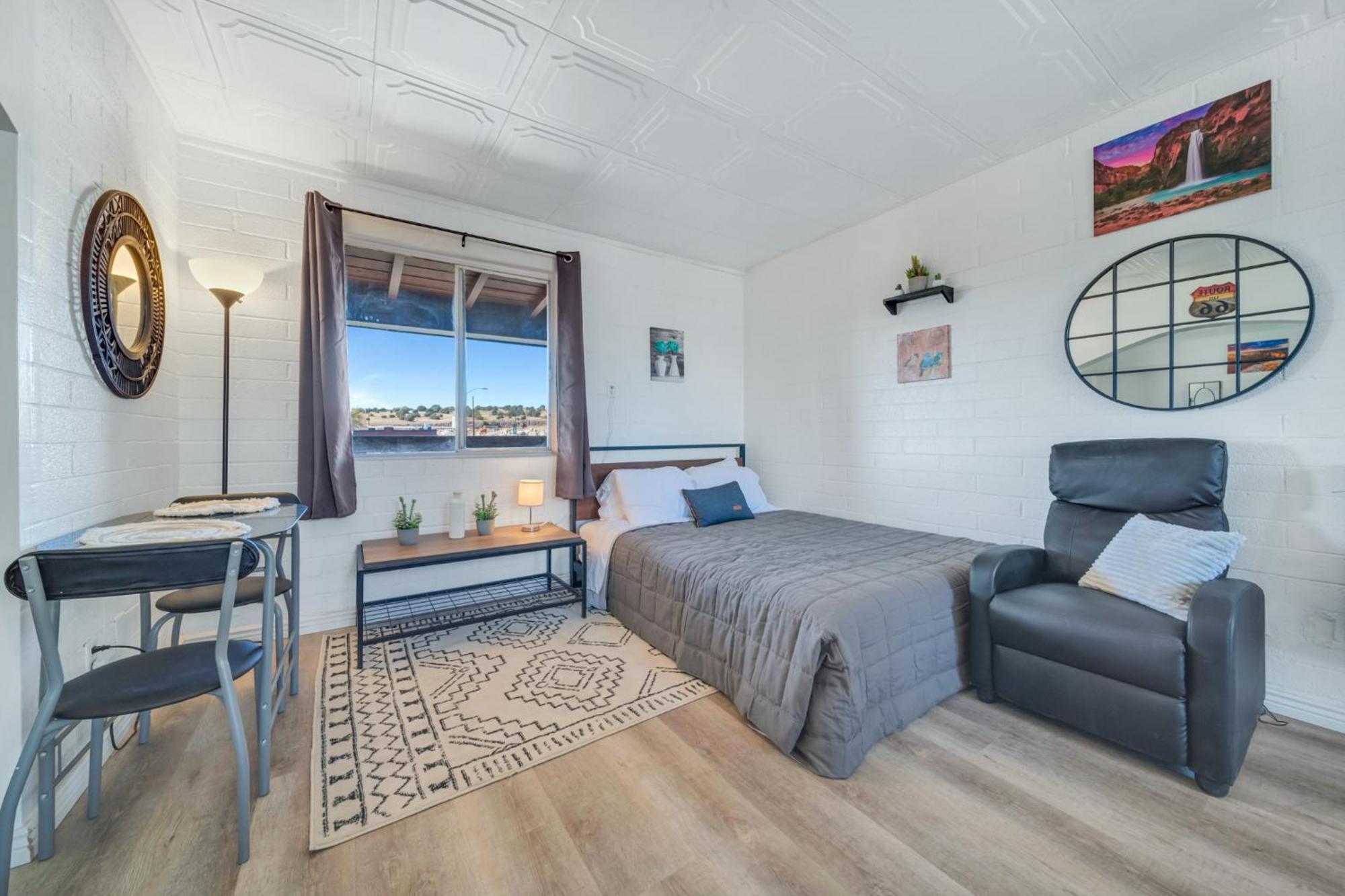 Canyon'S Edge Route 66 Motel アッシュ・フォーク エクステリア 写真